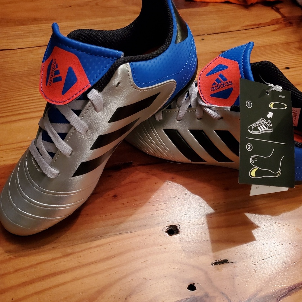 Brand New with tags kids Adidas  Soccer Cleats